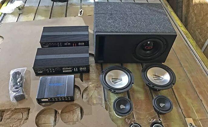 The fragrance of wine is not afraid of the deep alley. Honda Jade audio modification rainbow three-way sound insulation and noise reduction for the whole car